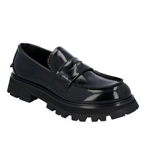 Alexander McQueen Wander leather loafers